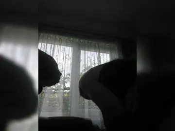 Lulu-Erotica  live sex cam