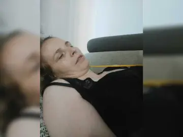 Lulu-Erotica  live sex cam