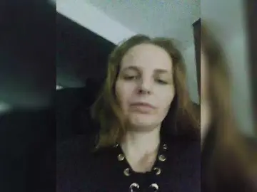 Lulu-Erotica  live sex cam