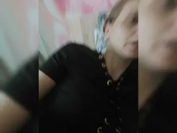 Lulu-Erotica  live sex cam