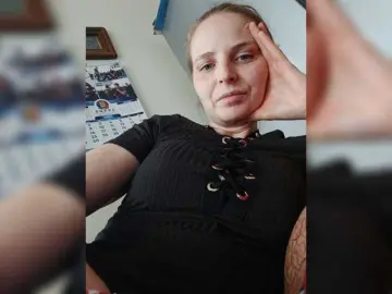 Lulu-Erotica  live sex cam
