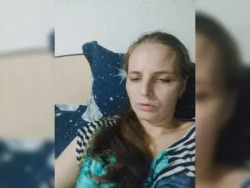Lulu-Erotica  live sex cam