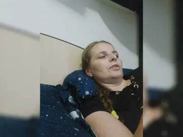 Lulu-Erotica  live sex cam