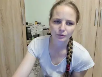 Lulu-Erotica  live sex cam