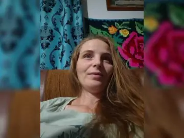 Lulu-Erotica  live sex cam