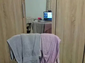 Lulu-Erotica  live sex cam