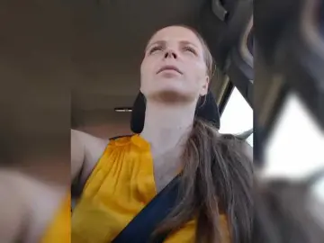 Lulu-Erotica  live sex cam
