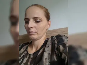 Lulu-Erotica  live sex cam