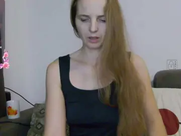 Lulu-Erotica  live sex cam