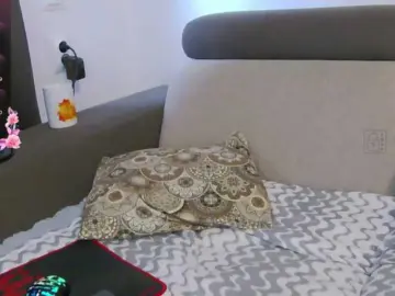 Lulu-Erotica  live sex cam