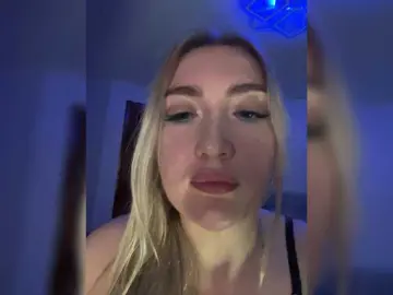 Mira27  live sex cam