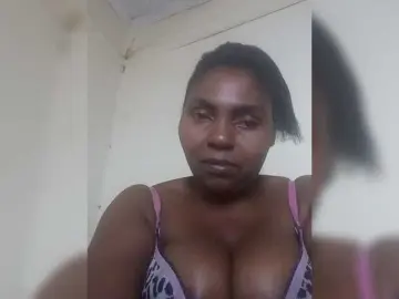 Sweetmama10  live sex cam