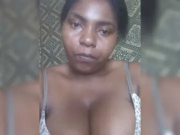 Sweetmama10  live sex cam