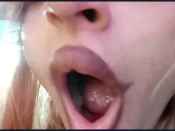 TinaTil  live sex cam