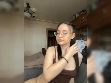 Nessx21  live sex cam