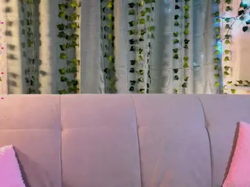 Ashley-Nicks  live sex cam