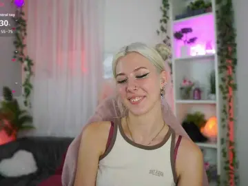 EmilySwan  live sex cam
