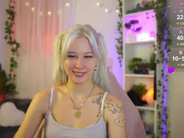 EmilySwan  live sex cam