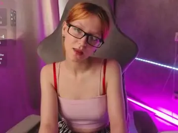 Emma-Dusk  live sex cam