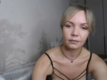 Kissz  live sex cam