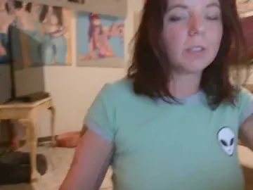 LoveMeHateMe  live sex cam