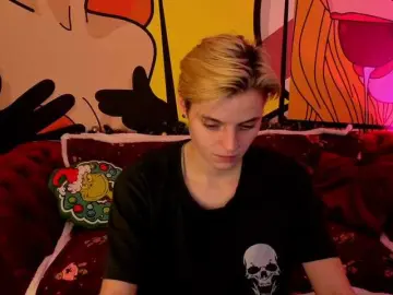 RoxyFlame  live sex cam