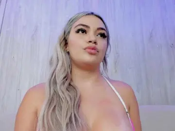 Milaowens  live sex cam