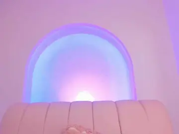 Milaowens  live sex cam