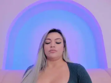 Milaowens  live sex cam