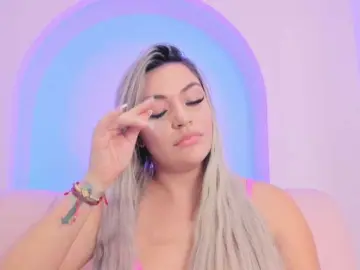 Milaowens  live sex cam