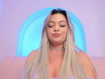 Milaowens  live sex cam