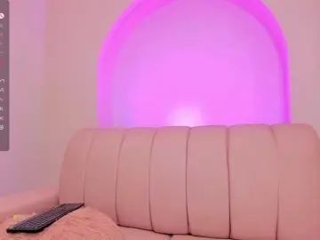 Milaowens  live sex cam