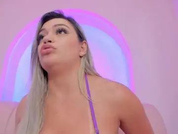 Milaowens  live sex cam