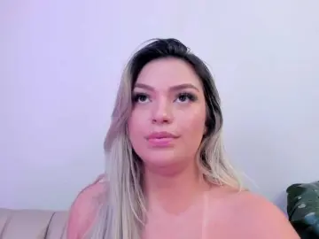 Milaowens  live sex cam