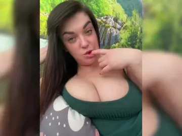 Nelli-1  live sex cam