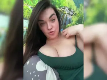 Nelli-1  live sex cam