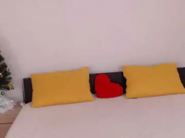 ValeriaFoxx  live sex cam