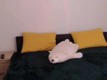 ValeriaFoxx  live sex cam