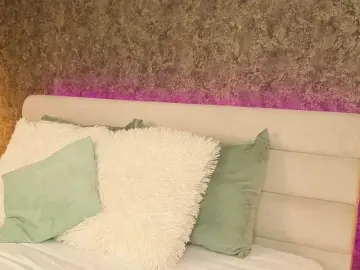 Chloebellex  live sex cam