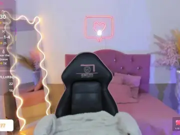 Kendra-tay  live sex cam