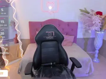 Kendra-tay  live sex cam