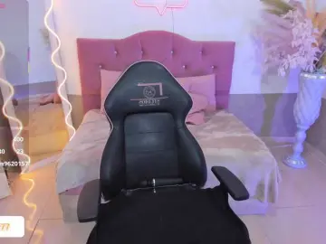 Kendra-tay  live sex cam