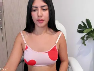 Misswhitneyr  live sex cam