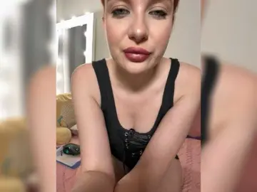 Mistress-victoria-feets  live sex cam