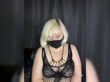 Yana38a  live sex cam