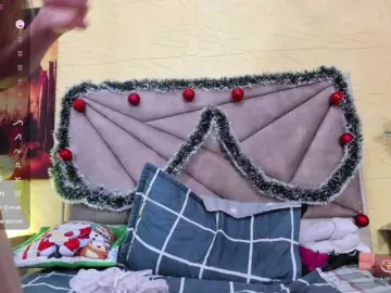 Esmeralda-Oik  live sex cam