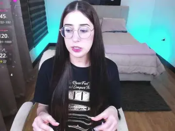 Im-Kitty  live sex cam