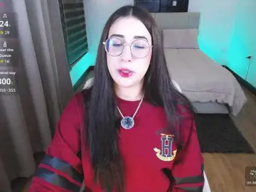 Im-Kitty  live sex cam