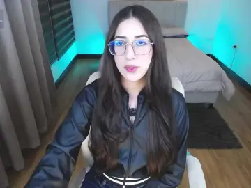 Im-Kitty  live sex cam