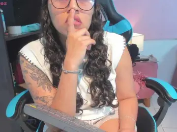 MariaFoxx  live sex cam